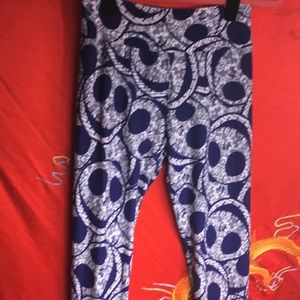 LuLaRoe Pants - Jack skellington leggings LuLaRoe Pants - Jack skellington leggings